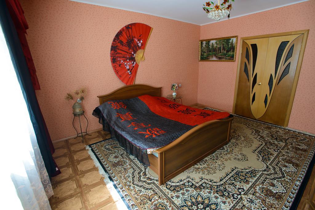 Apartment Krasnoarmeyskaya 100 Brjansk Exteriör bild